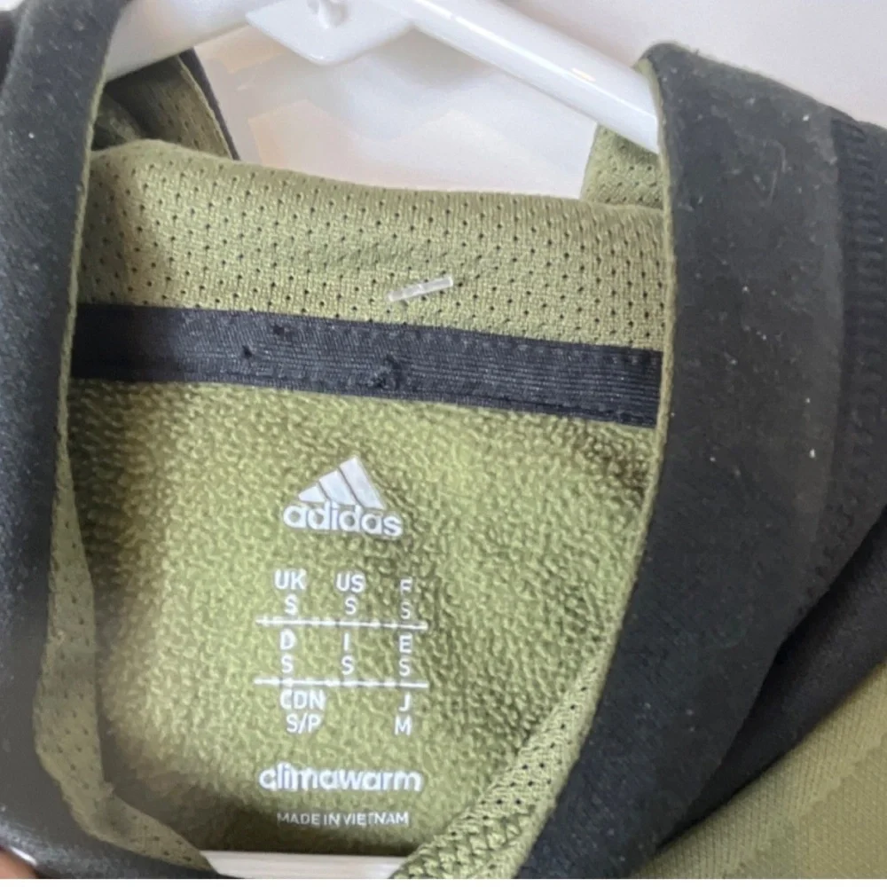 Adidas Climawarm Hoodie - Olive Green, Size‎ Small
